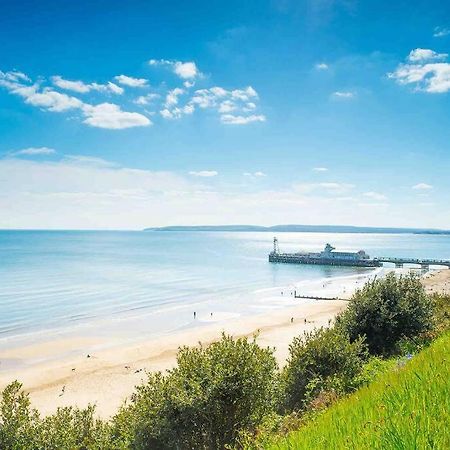 Spacious 4 Bed Rooms, Parking, Garden And Near Parks, Beaches And University Bournemouth Buitenkant foto