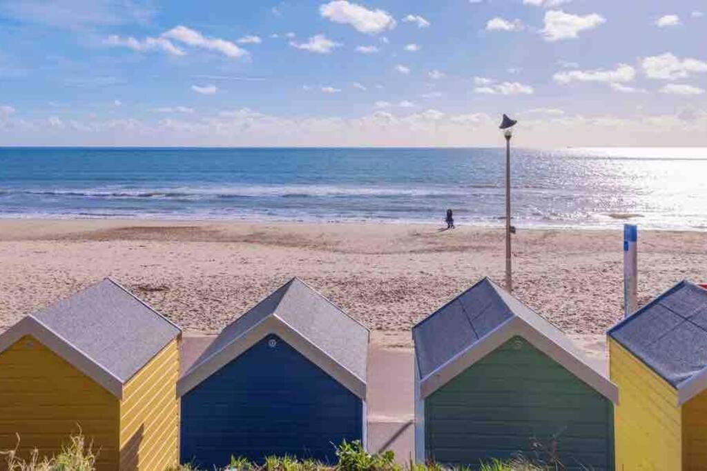 Spacious 4 Bed Rooms, Parking, Garden And Near Parks, Beaches And University Bournemouth Buitenkant foto